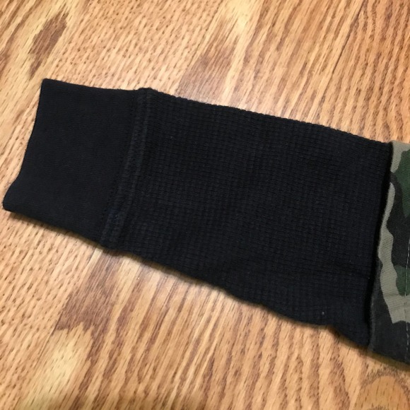 Boy's Camo 2 Pc Matching Set - Picture 6 of 8